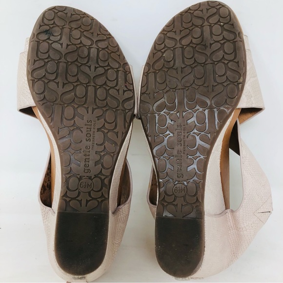 Gentle Souls Inna Snake Print Leather Wedge Sandals. - Picture 9 of 10
